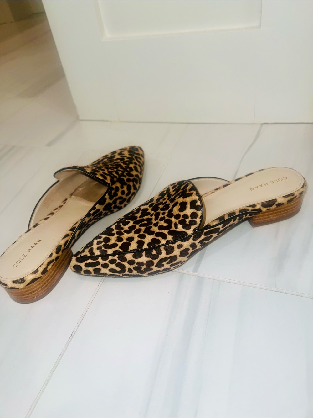 Cole Haan Leopard Calf-Hair Slip-On Mules in Tan & Black NEW WITHOUT TAGS - Picture 10 of 10